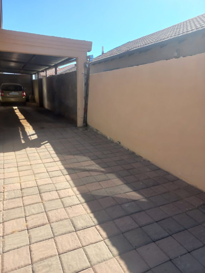 3 Bedroom Property for Sale in Pinehaven Free State